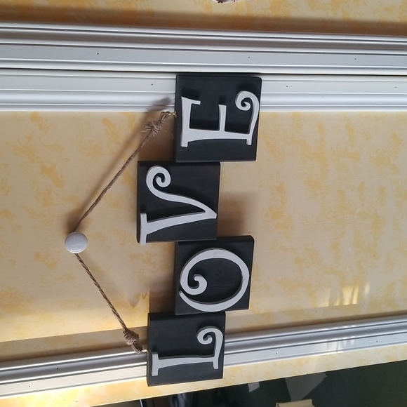 Love sign handmade 20 inches long jute hanger - Picture 5 of 5